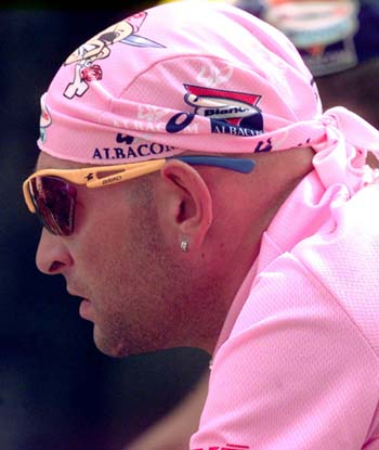 38Attualita-Pantani03jpg.jpg (28903 byte)