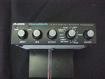 music06.jpg (14146 byte)